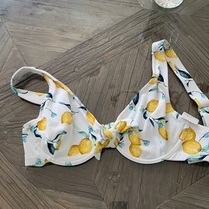 Jessica Simpson bikini top